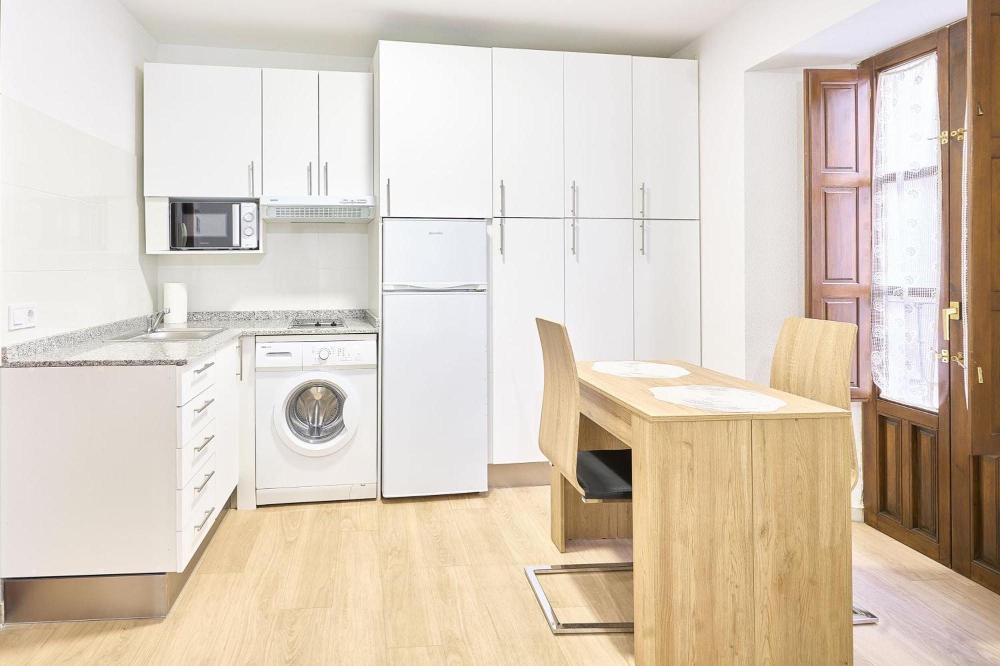 Traviesa 22 By Keyhom Apartment Salamanca Exterior photo