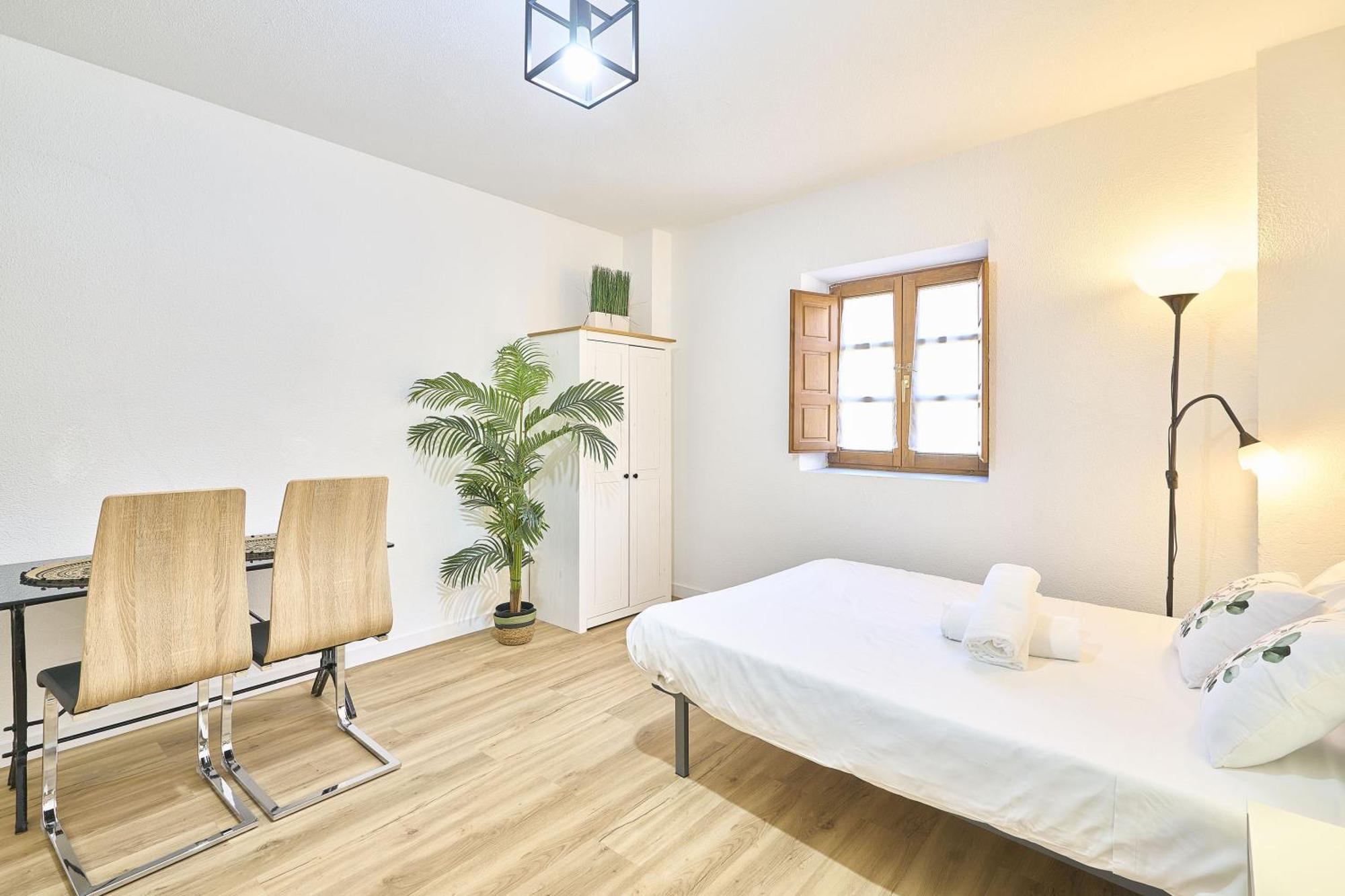 Traviesa 22 By Keyhom Apartment Salamanca Exterior photo